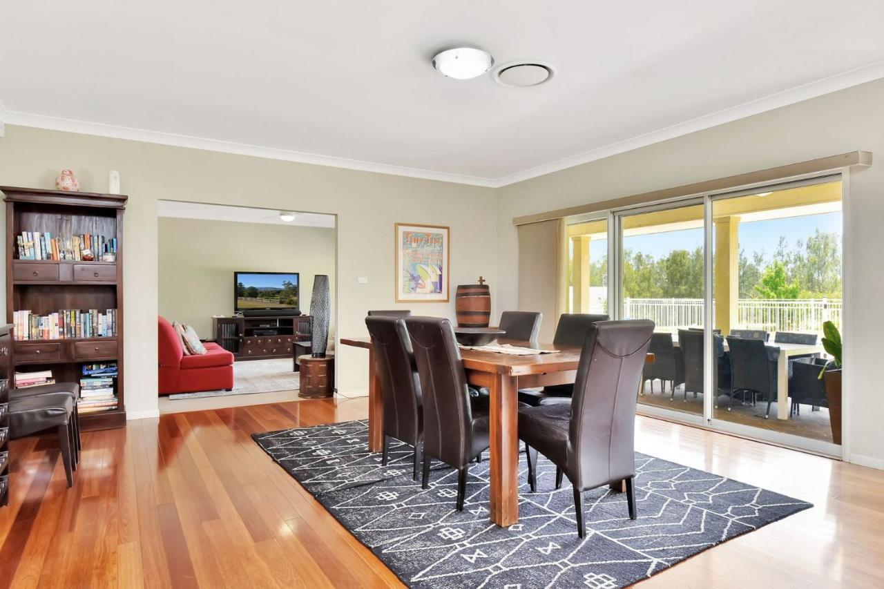 Silver Springs 6Br Luxury Homestead Rothbury 외부 사진